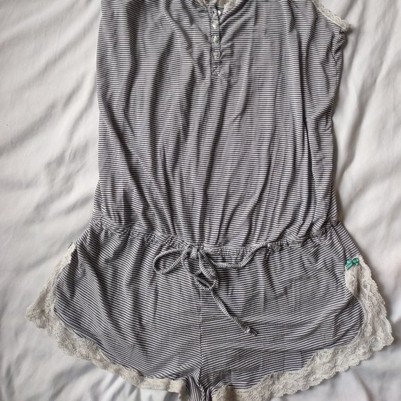 {2 PACK} Victoria's Secret Super Soft Gray Ribbed and Blue and White Rompers - Picture 5 of 11